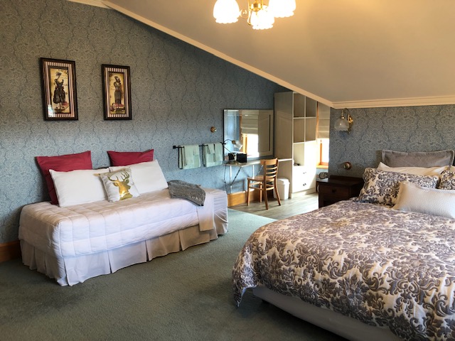 Single King Bed In Egmont Room At Grand On Victoria In Hawera Of South Taranaki NZ